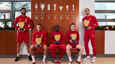 غياب صلاح.. خماسي ليفربول ضمن تشكيل أفضل 11 في فيفا 2019