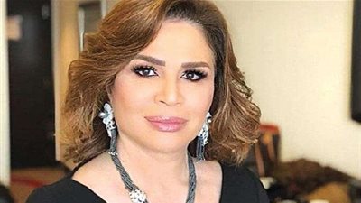 مبروك لصديقتي وحبيبة قلبي.. إلهام شاهين تهنئ غادة رجب بزفافها