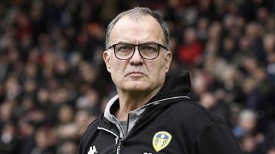 مدرب ليدز يونايتد يبدي فخره بأداء فريقه أمام آرسنال