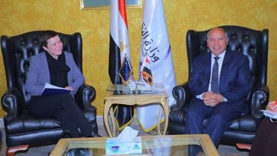 النقل: نهتم برفع مستويات السلامة علي الطرق من خلال تنفيذها بجودة عالية