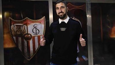 تقارير ألمانية: هوفنهايم يقترب من ضم دابور مهاجم إشبيلية مقابل 12 مليون يورو