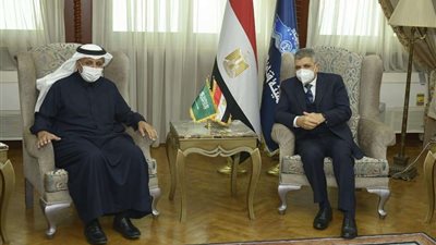 (الفريق ربيع يلتقي رئيس هيئة النقل السعودي لبحث سبل التعاون المشترك (صور