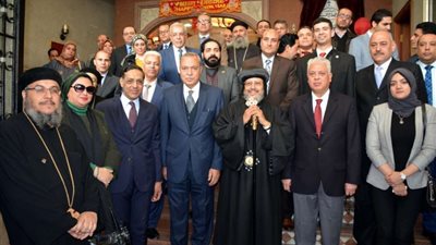 محافظ القليوبية يقدم التهاني للأقباط بمناسبة عيد الميلاد المجيد