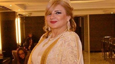 بإطلالة جذابة.. ندى بسيوني تشعل 