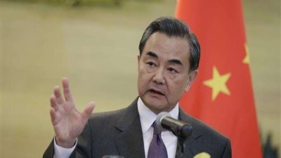 وزير خارجية الصين يصل القاهرة