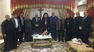 المصريين الأحرار بسوهاج يزور الكنائس للتهنئة بعيد الميلاد