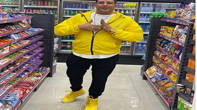 بعد منعه من الغناء.. شاهد الإمارات تكرم 