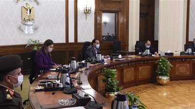 مدبولي يتابع المشروعات في شرم الشيخ استعداداً لتنظيم مؤتمر تغير المناخ