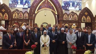 السفير المصري بعمان يشارك في قداس عيد الميلاد المجيد