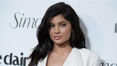 الجمهور ينتقد كايلي جينر بعد تبرعها لحرائق أستراليا