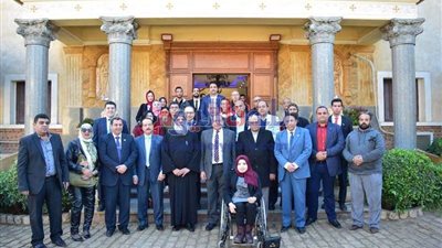 رئيس جامعة بني سويف يترأس وفد لزيارة الأديرة والكنائس للتهنئة بعيد الميلاد المجيد