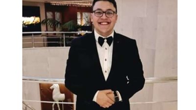 تعرف على أصغر طبيب مصري ينال الدكتوراة من بريطانيا في علاج الشلل الرعاش