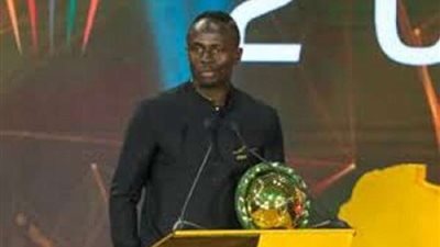 ليفربول يهنىء ماني بجائزة أفضل لاعب في أفريقيا