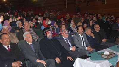 محافظ المنيا يشهد احتفالية قصر الثقافة بعيد الميلاد المجيد