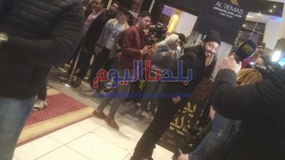 بالفيديو.. إقبال جماهيري على فيلم 