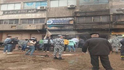 محاولة السيطرة على حريق هائل بنزلة كوبري عرابي في شبرا الخيمة