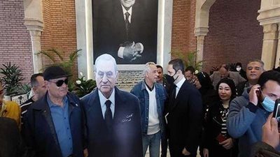 بحضور عائلته ومحبيه مراسم إحياء الذكري الثانية لوفاة الرئيس الراحل حسني مبارك.. (صور)