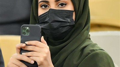 حضور نسائي سعودي في مباراة ريال مدريد وفالنسيا (صور)