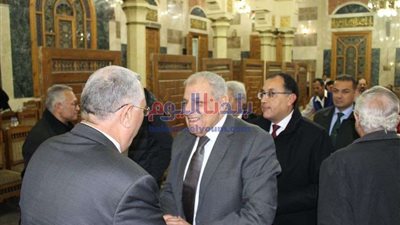 بحضور كبار الشخصيات.. انتهاء عزاء والدة عمرو الجارحي وزير المالية الأسبق (صور)