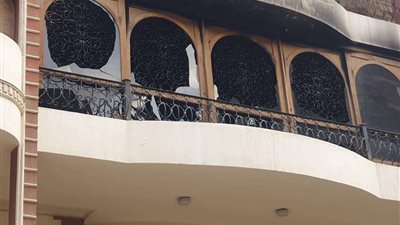 اندلاع حريق هائل في فيلا الفنان إيهاب توفيق وأنباء عن وفيات