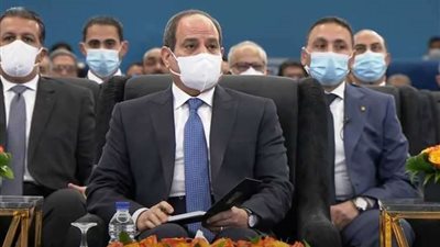 الرئيس السيسي يحضر فعاليات المشروع القومي لتنمية الأسرة المصرية