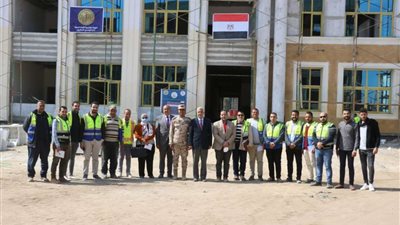 مبارك يتابع أعمال إنشاءات جامعة المنوفية الأهلية بطوخ طنبشا