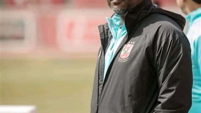 موسيماني يعقد محاضرة فنية بالفيديو اليوم الإثنين 28/ 2/ 2022 استعداداً لـ فاركو