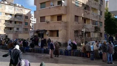 أزمة اسطوانات الغاز بمطروح.. بين غضب الأهالي وتصريحات المسؤولين