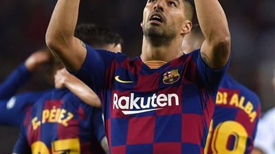 صدمة في برشلونة.. سواريز يغيب ستة أسابيع للإصابة