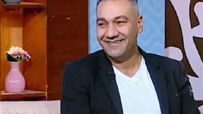 خبير التجميل أحمد لطفي يكشف عن أهم علاجات الشعر و كيفية استخدامها