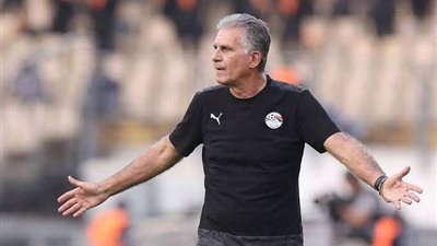 كيروش يستقر على حارس المرمى أمام السنغال في تصفيات كأس العالم