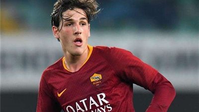 روما يعلن خضوع لاعبه زانيولو لعملية جراحية في الركبة