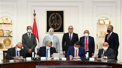 وزيرا الإسكان والتضامن يشهدان بروتوكول تعاون لتوصيل المياه للأسر الأكثر احتياجًا (فيديو)