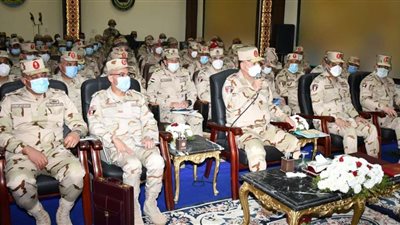 رئيس الأركان يشهد البحث الرئيسى لكلية القادة والأركان