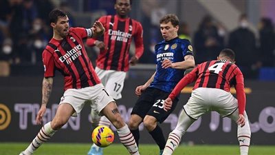 بيولي يعلن تشكيل ميلان لمواجهة نابولي في الدوري الإيطالي