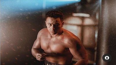 بسبب «عيش بشوقك».. مصطفى حسن يفتح النار على  حمادة هلال