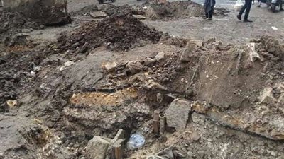 هبوط أرضي مفاجئ بميدان حدائق القبة