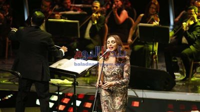 بإطلالة جذابة.. أنغام تتألق في أحدث ظهور (صور)