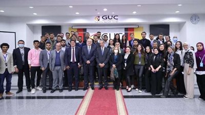 وزير الاتصالات: التحول الرقمي ضروري لتحسين الخدمات للمواطنين