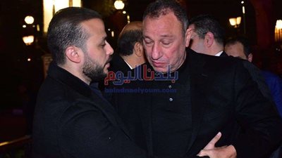 بالصور.. نجوم الرياضة وكبار رجال الدولة في عزاء عم محمد الجارحي