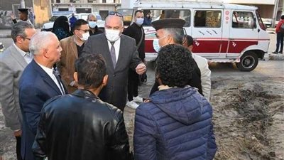 الداودي: تغيير خطوط المياه المتهالكة بقنا وإعادة رصف الطرق بجودة عالية قريبًا