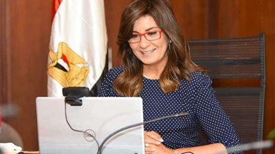 وزيرة الهجرة تعقد اجتماعا مع ممثلين عن الجالية المصرية والطلاب بأوكرانيا