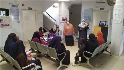 محافظ بني سويف يتابع الكشف وتوفير العلاج لـ 1650 مواطناُ في قافلة علاجية مجانية