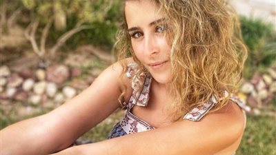 عائشة بن أحمد احتفالًا بيوم المرأة العالمي: كل عام ونساء العالم طموحات