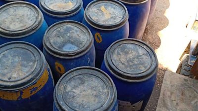 الصحة الغربية تضبط 20 طن مخلل يشتبه في صلاحيتها للاستهلاك الآدمى