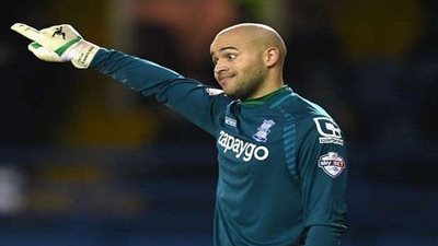 ويستهام يعلن عودة الحارس الأيرلندي راندولف