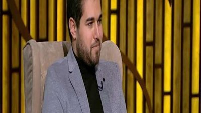 مينا وجدي.. قصة الطبيب القبطي الذي يعالج المرضى بأحد المساجد