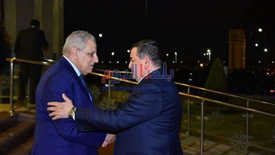 وزراء وفنانون يقدمون واجب العزاء في نجل مايا مرسي (صور)