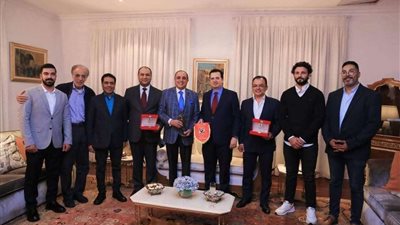 بعثة الأهلي في جنوب إفريقيا تلبي دعوة السفير على العشاء