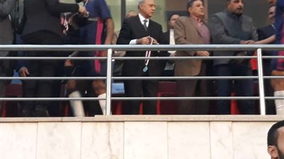 محافظ القليوبية يسلم كأس دوري مراكز الشباب لفريق بهادة